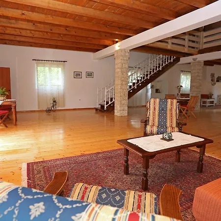 Krka Waterfalls Casa de Férias