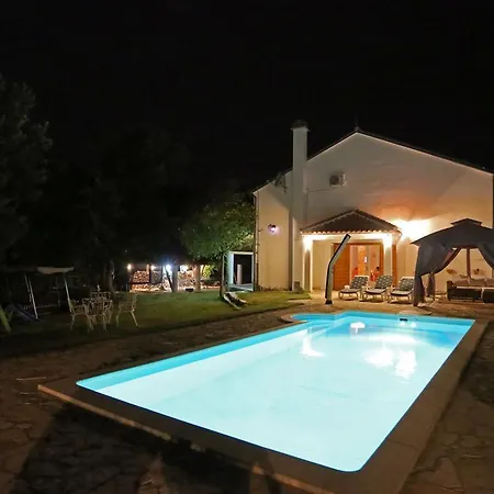 Casa de Férias Krka Waterfalls Lozovac