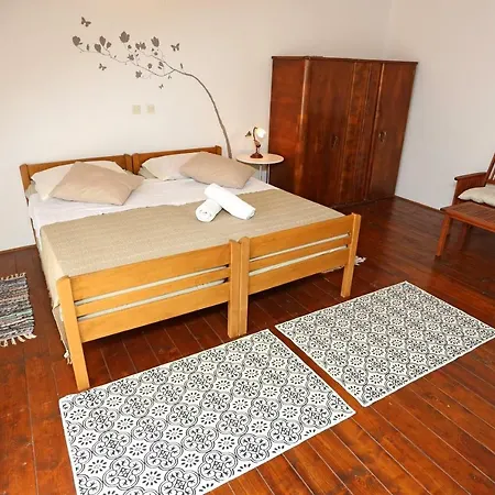 Krka Waterfalls Casa de Férias