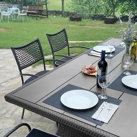 Krka Waterfalls Vikendica *