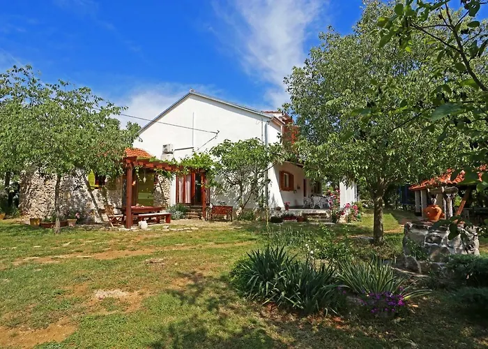 Krka Waterfalls Casa vacanze Lozovac